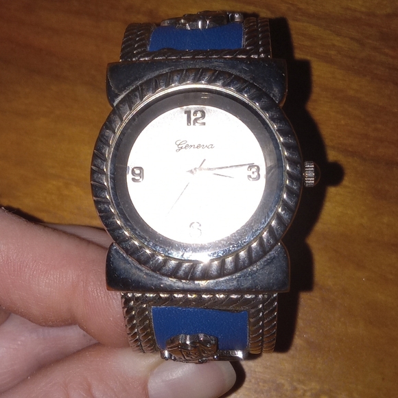 Western watch - Picture 2 of 5